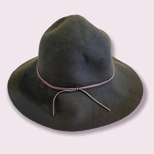 Brim Hat August Accessories Hats Stacy Adams Cleveland Wool Felt